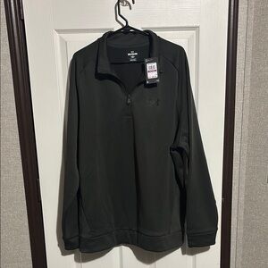 Under Armour Black Sweatshirt with Quarter-Zip